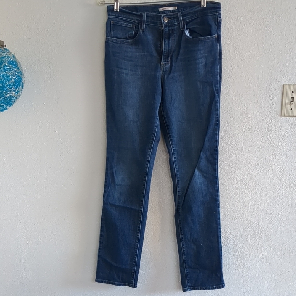 Levis High Rise Straigh Jeans